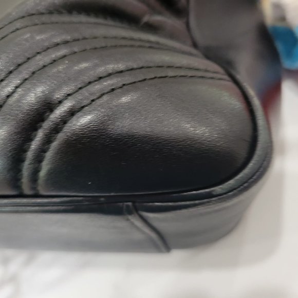 Gucci GG MARMONT MEDIUM SHOULDER BAG - Picture 2 of 8